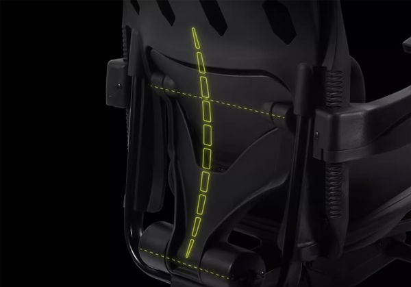 2499元：人体工学设计 4D可调节扶手电子pg游戏微星MAG A10电竞椅首发(图4)